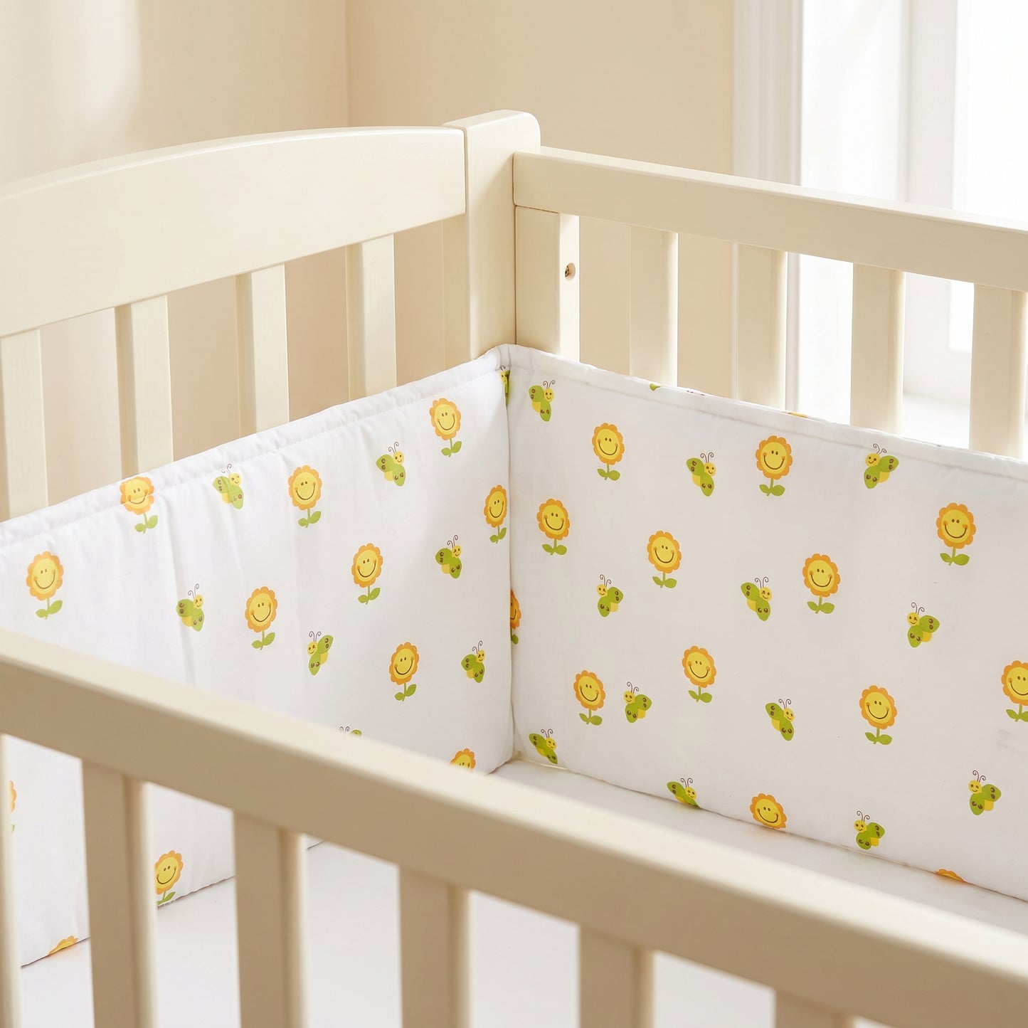 Flower with Bee Cot Bumper