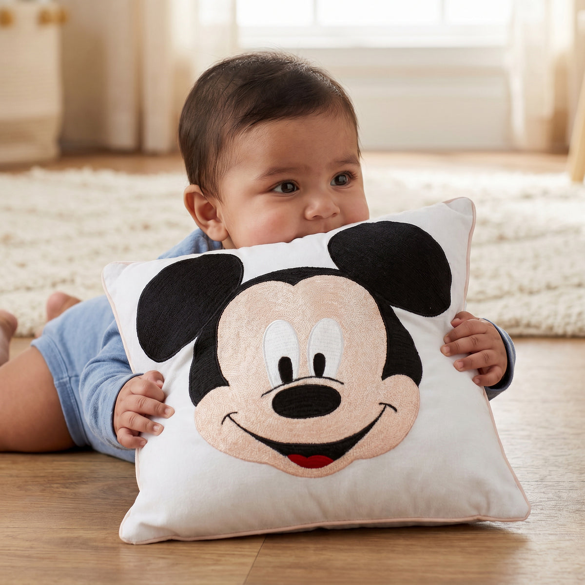 Mickey Face Twill Filled Cotton Pillow 1 Pcs